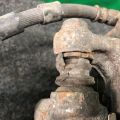 L2Z2-26-99ZB | Супорт гальмівний задн. лів. MAZDA CX-9 06-16 - Прев'ю 5