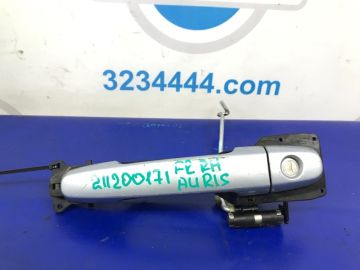 Ручка двери наружная передн. прав. TOYOTA AURIS 06-12