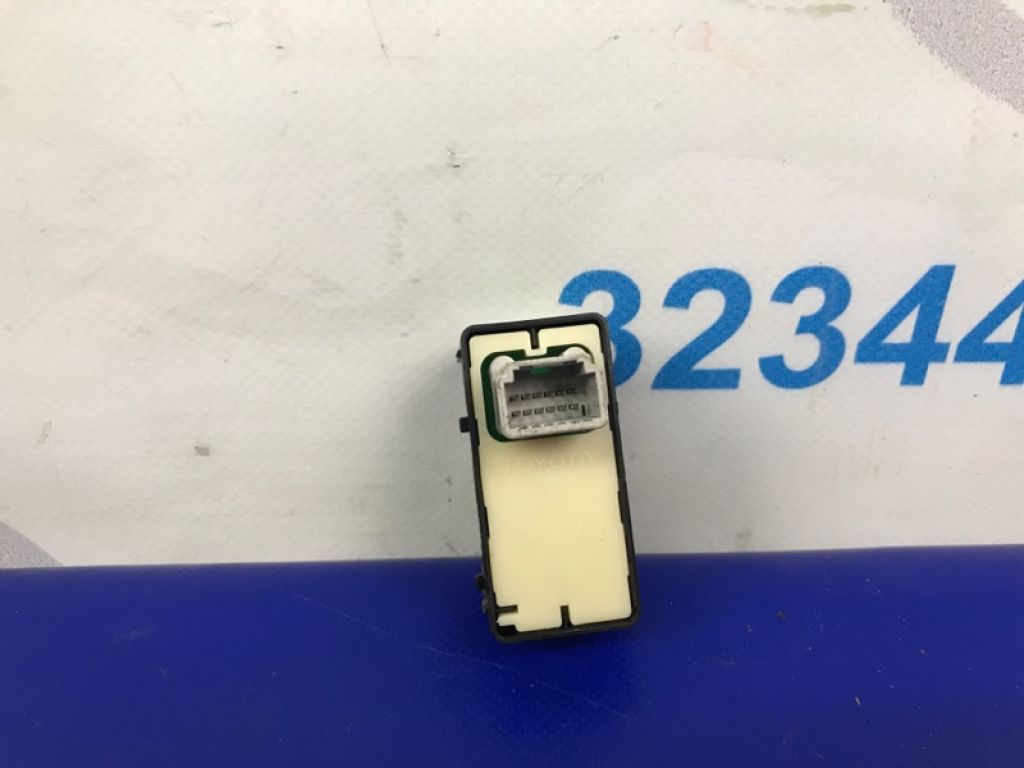 84810-48050 | Кнопка склопідіймача задн. лів. LEXUS GS 12- - Фото 2