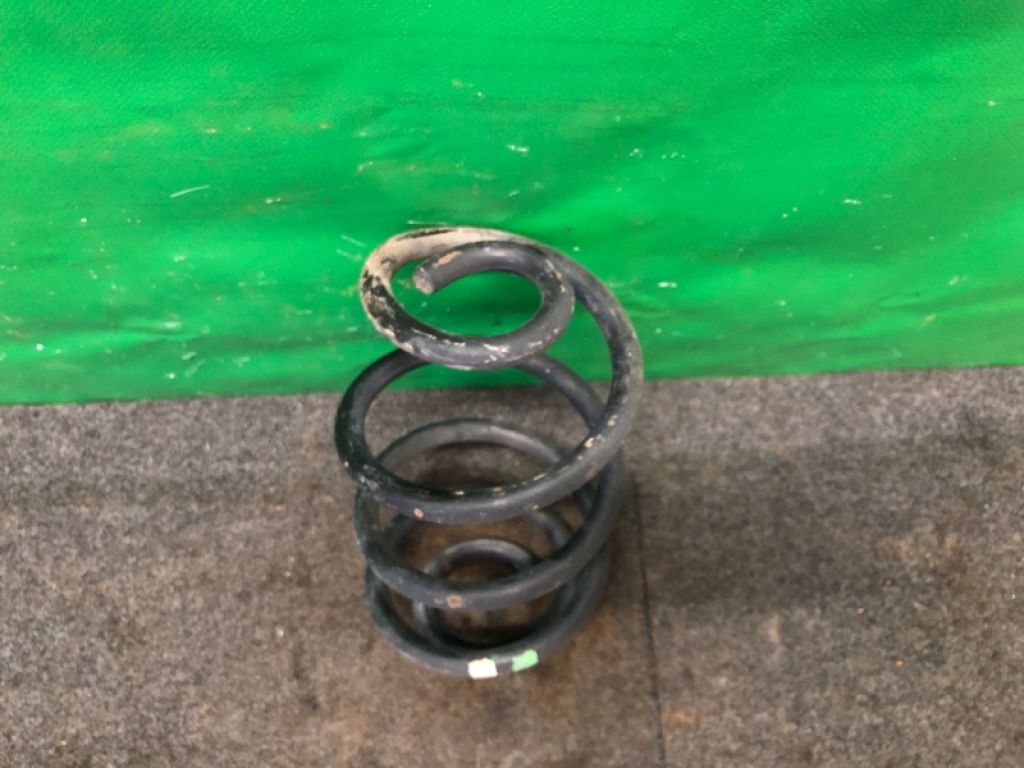 55020-EM00A | Пружина задньої підвіски NISSAN TIIDA/VERSA C11 04-11 - Фото 2