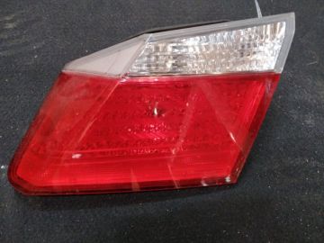 Ліхтар внутрішній задн. прав. HONDA ACCORD CR 13-18