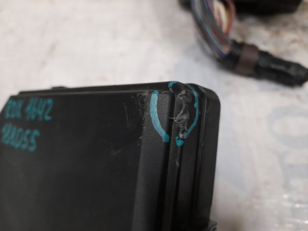 32200-TX4-A21 | Блок предохранителей моторный отсек ACURA RDX 12-19 - Фото 4