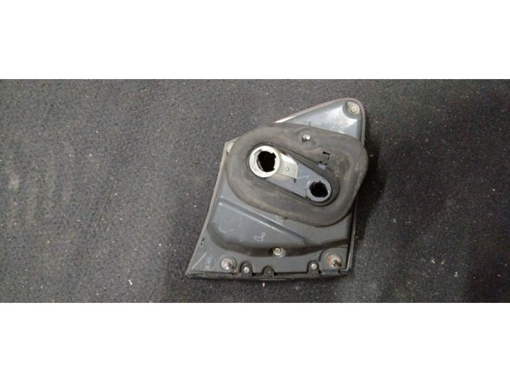 Ліхтар внутрішній задн. прав. LEXUS GS350 GS300 05-11 - Фото 2