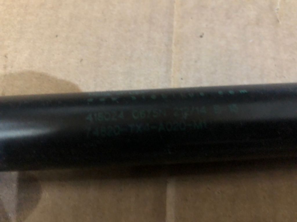 74820-TX4-A02 | Амортизатор крышки багажника ACURA RDX 12-19 - Фото 3