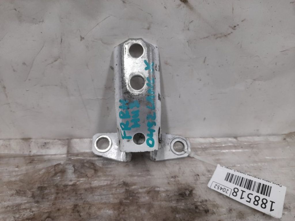 5702A005 | Петля двері нижня передн. прав. MITSUBISHI LANCER X 10 07-15