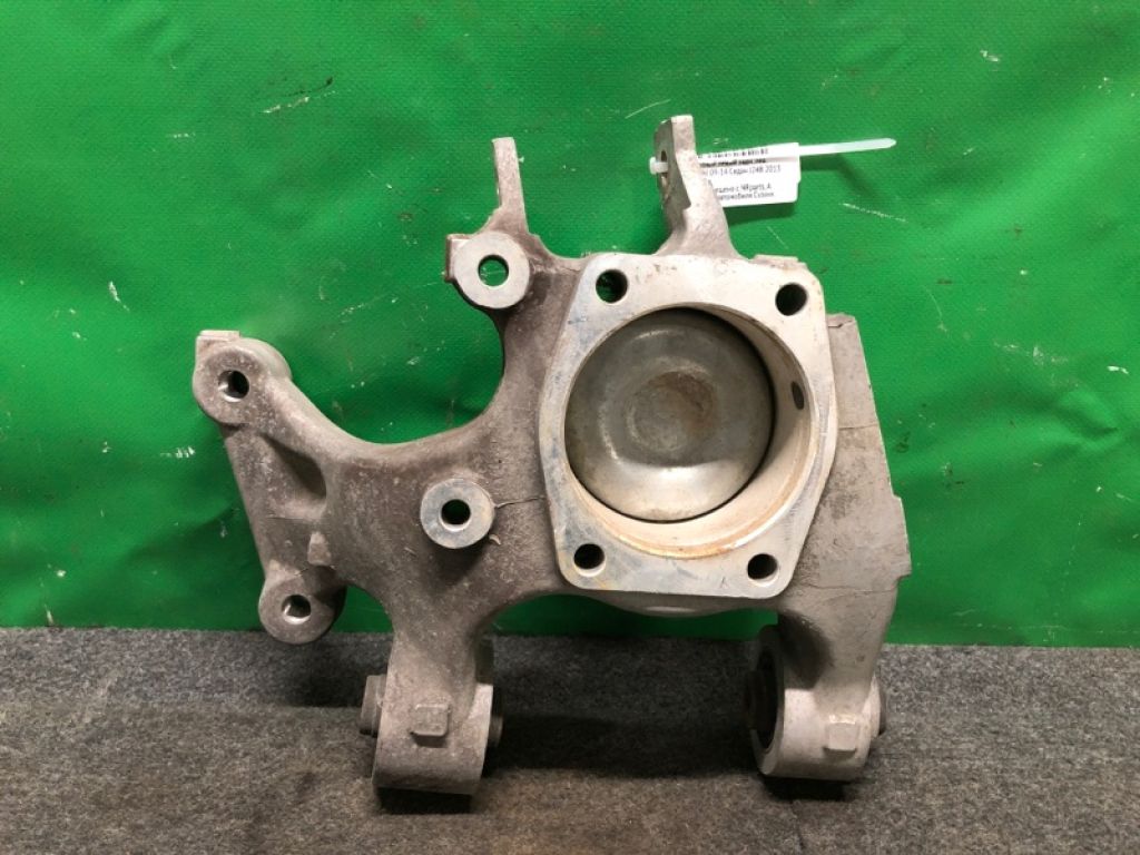 46150-57L00 | Цапфа задн. лів. SUZUKI KIZASHI 09-14