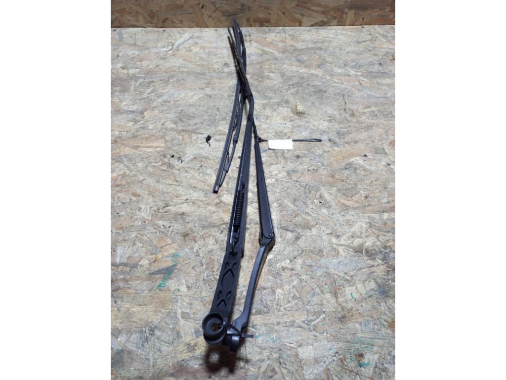 86532SG010 | Поводок стеклоочистителя передний SUBARU FORESTER 12-19