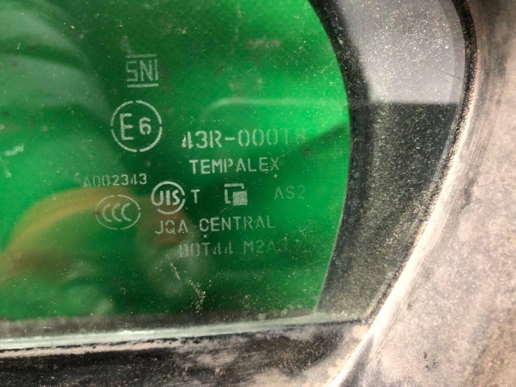 84556-57L00 | Стекло двери глухое задн. лев. SUZUKI KIZASHI 09-14 - Фото 2