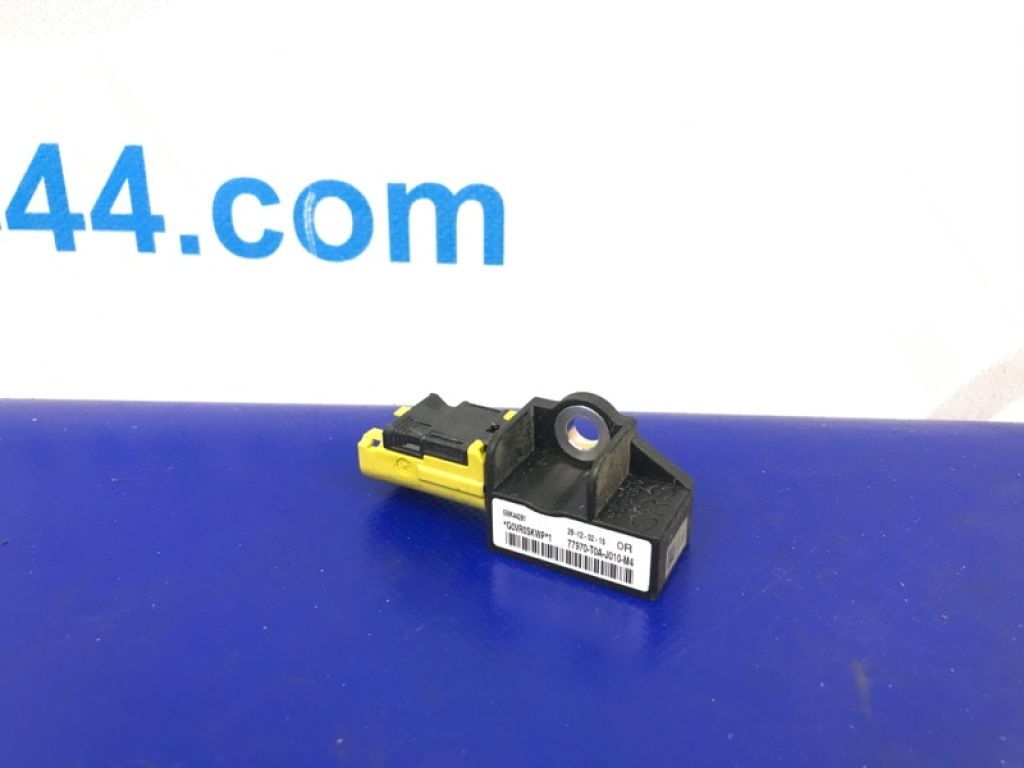 77970-T0A-J01 | Датчик удара ACURA RDX 12-19