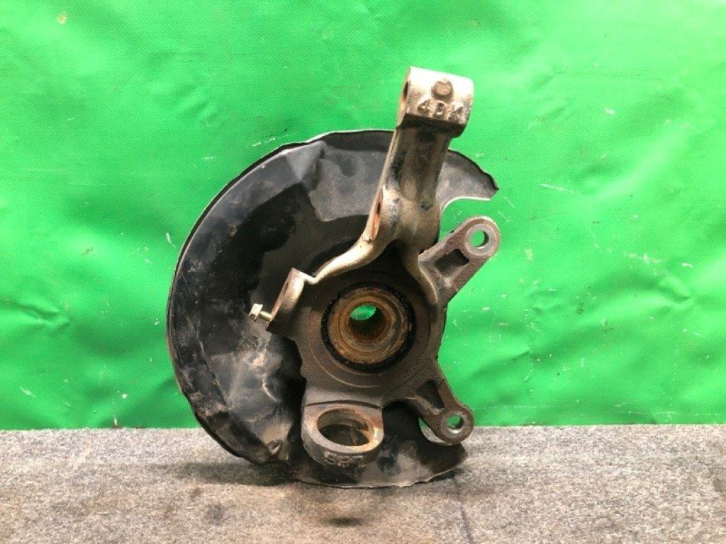 44600-S5D-A00 | Кулак поворотный передн. прав. HONDA CIVIC ES 00-05