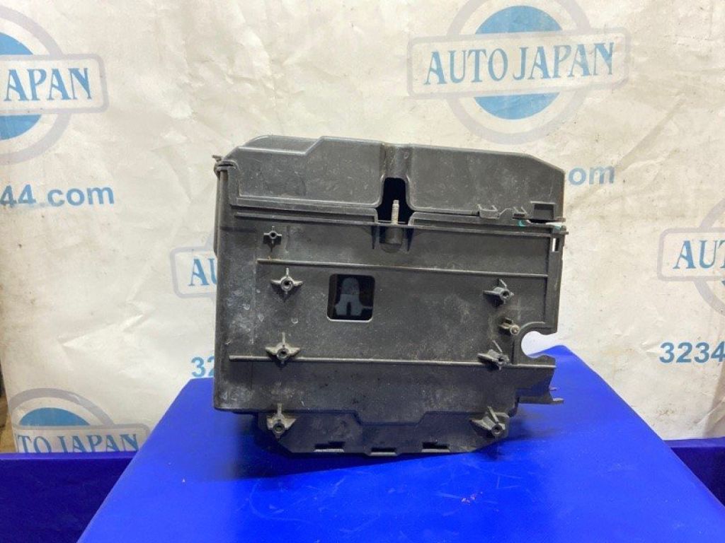 BBM2-56-980C | Короб акумулятора MAZDA 3 BL 09-13 - Фото 4