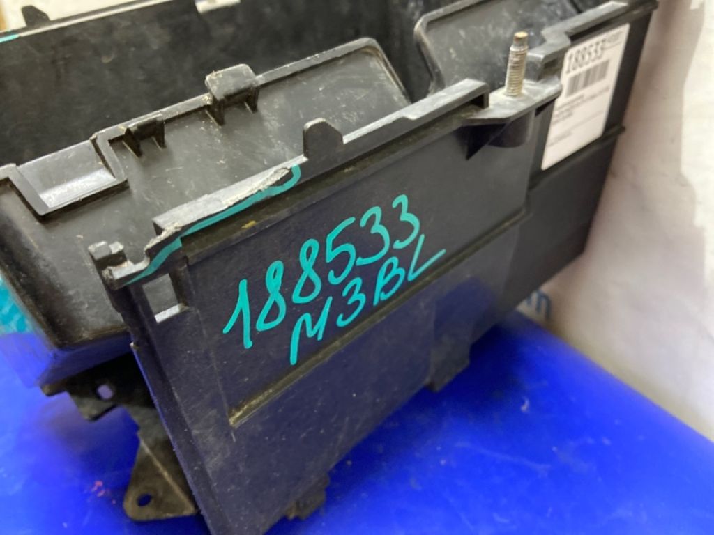 BBM2-56-980C | Короб акумулятора MAZDA 3 BL 09-13 - Фото 8