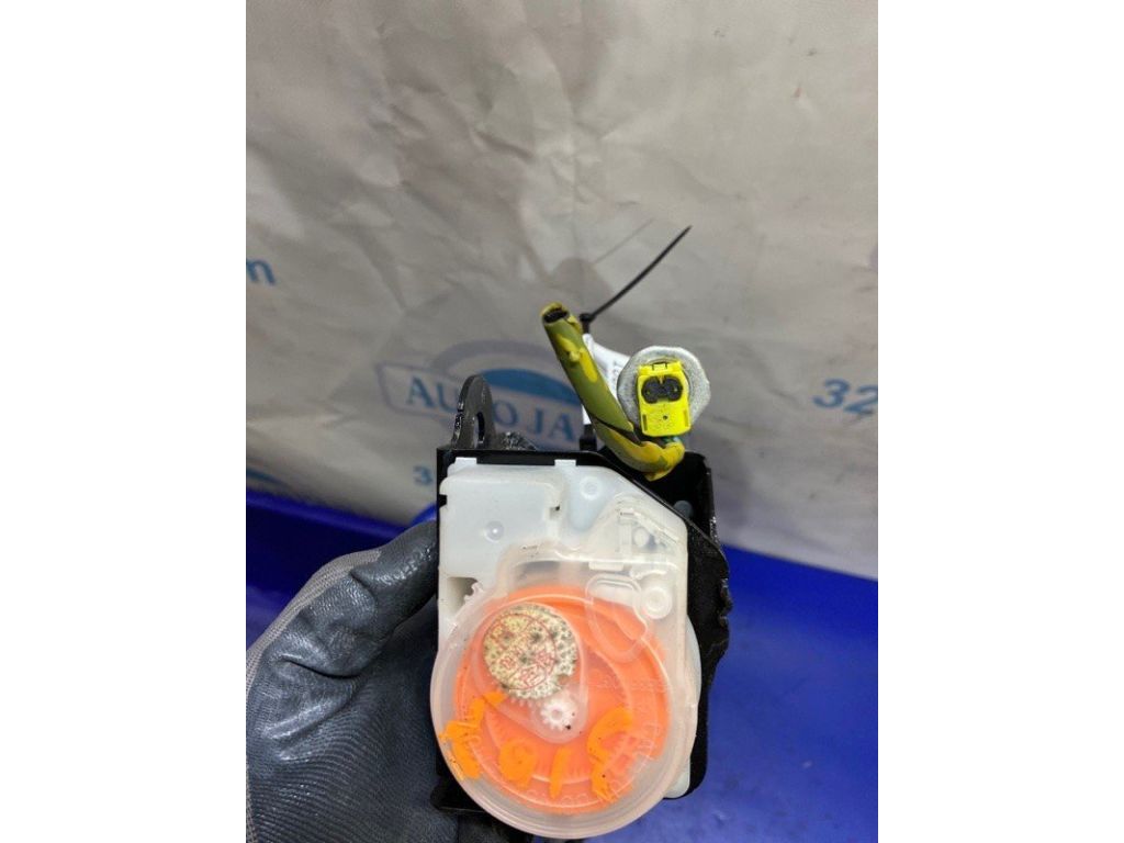 BBY4-57-L30A01 | Ремінь безпеки передн. прав. MAZDA 3 BL 09-13 - Фото 4