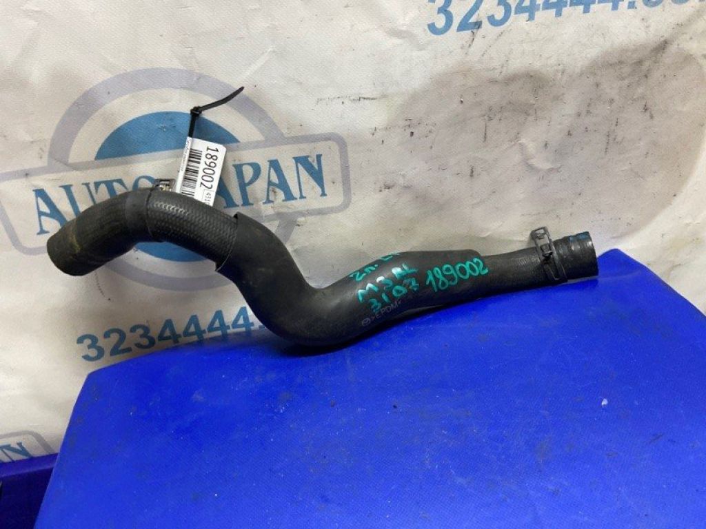 LF8B-15-18X | Патрубок системы охлаждения MAZDA 3 BL 09-13