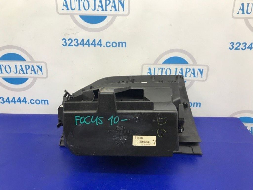 CV6Z-5806024-AD | Бардачок FORD FOCUS 10-18 - Фото 3