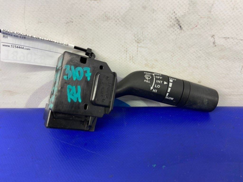 BBM2-66-128 | Підрульовий перемикач прав. MAZDA 3 BL 09-13