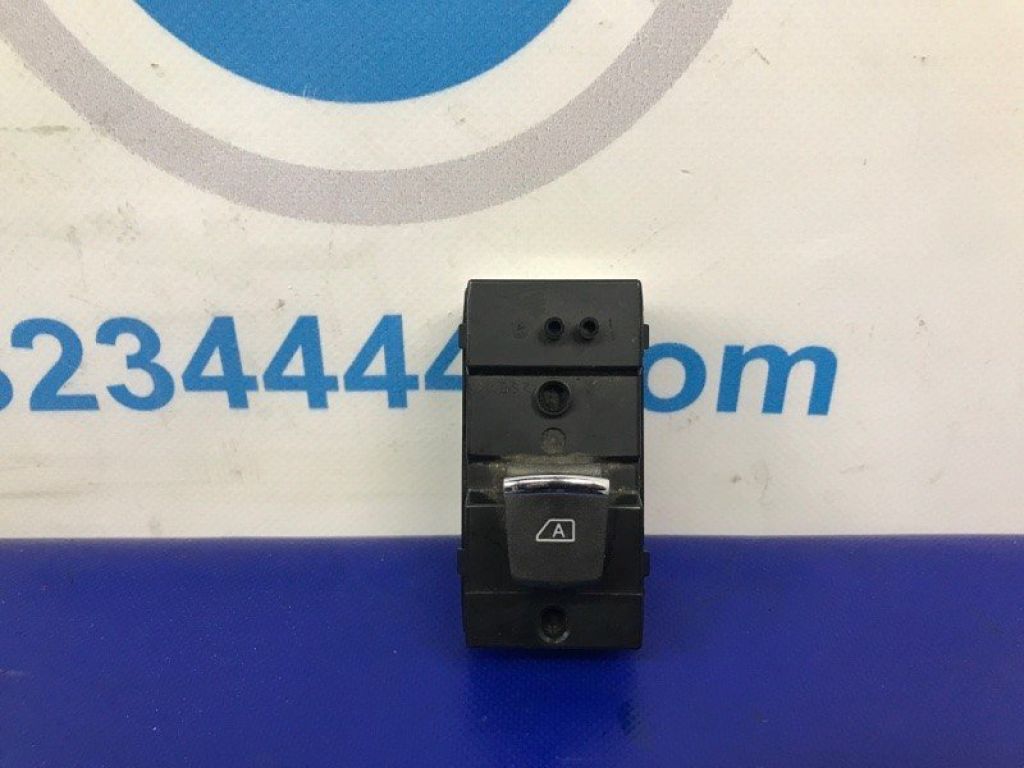 25421-3JA1A | Кнопка стеклоподъемника задн. прав. INFINITI QX60/JX35 12-20