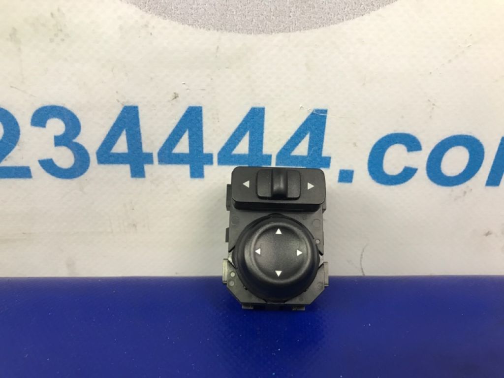 25570-3TB1A | Блок управления зеркалами передн. лев. NISSAN ALTIMA L33 12-18