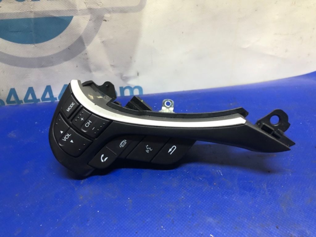 35880-TX4-A01 | Кнопки на руль лев. ACURA RDX 12-19