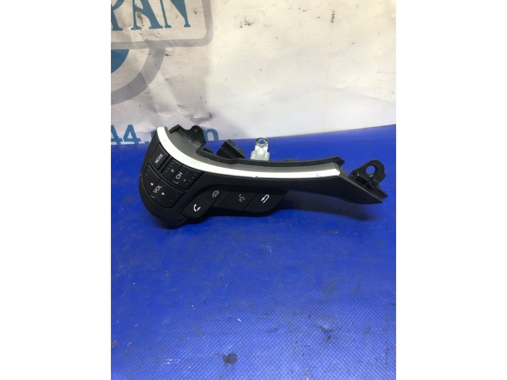 35880-TX4-A01 | Кнопки на руль лев. ACURA RDX 12-19