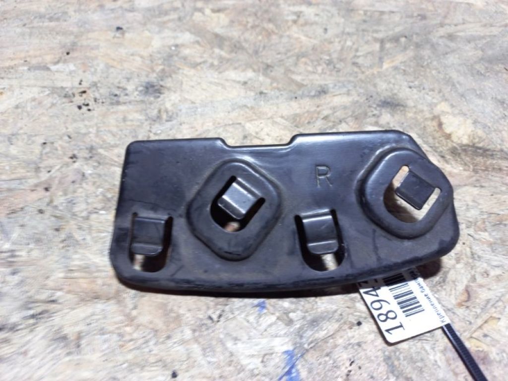 71505-STX-A00 | Кронштейн заднего бампера прав. ACURA MDX (YD2) 06-13