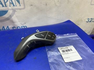 Кнопки на руль прав. HYUNDAI ELANTRA MD 10-15