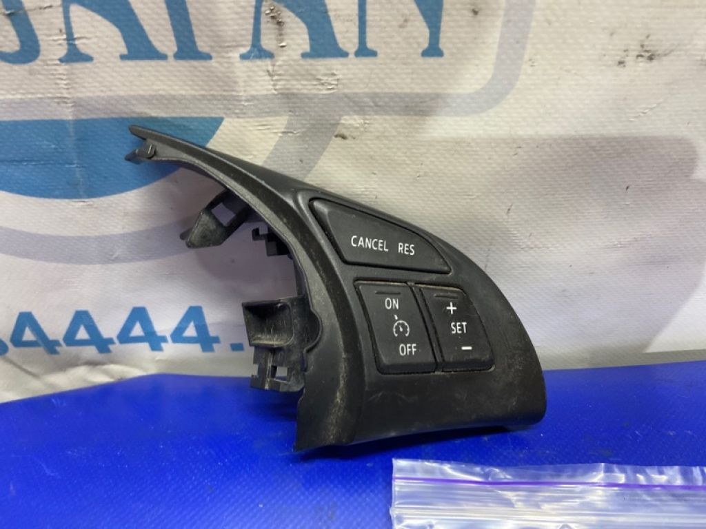 GKL2-66-4M3 | Кнопки руля прав. MAZDA 6 GJ 12-