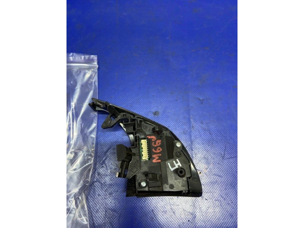 GKL3-66-4M9 | Кнопки на руль лев. MAZDA 6 GJ 12- - Фото 3