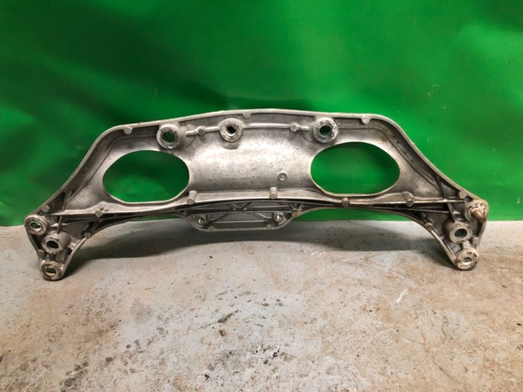 50680-TL1-E00 | Кріплення балки підвіски передн. HONDA ACCORD CU8 / TSX 08-14 - Фото 2