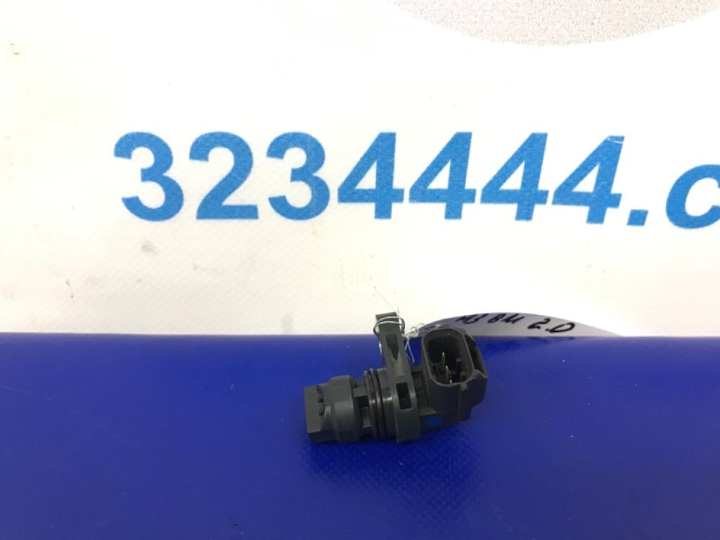 PE01-18-230 | Датчик положения распредвала MAZDA 3 BM 13-19 - Фото 2