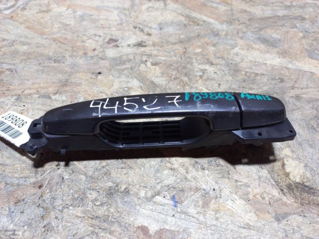 69211-0D901 | Ручка двери наружная передн. лев. TOYOTA AURIS 06-12