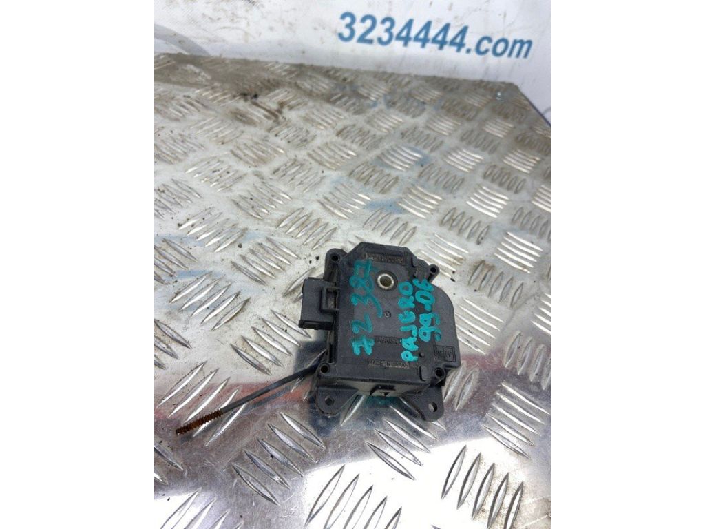 MR500670 | Моторчик заслінки пічки MITSUBISHI PAJERO 99-06