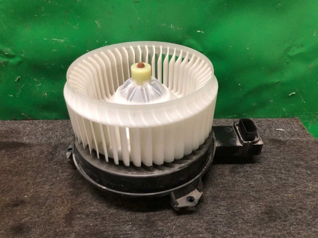 79310-TR6-A71 | Моторчик печки ACURA RDX 12-19