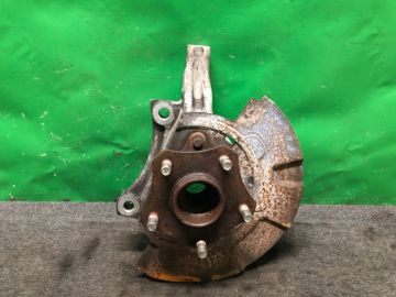 Кулак поворотний передн. лів. SUZUKI KIZASHI 09-14 Кулак поворотний передн. лів. SUZUKI KIZASHI 09-14