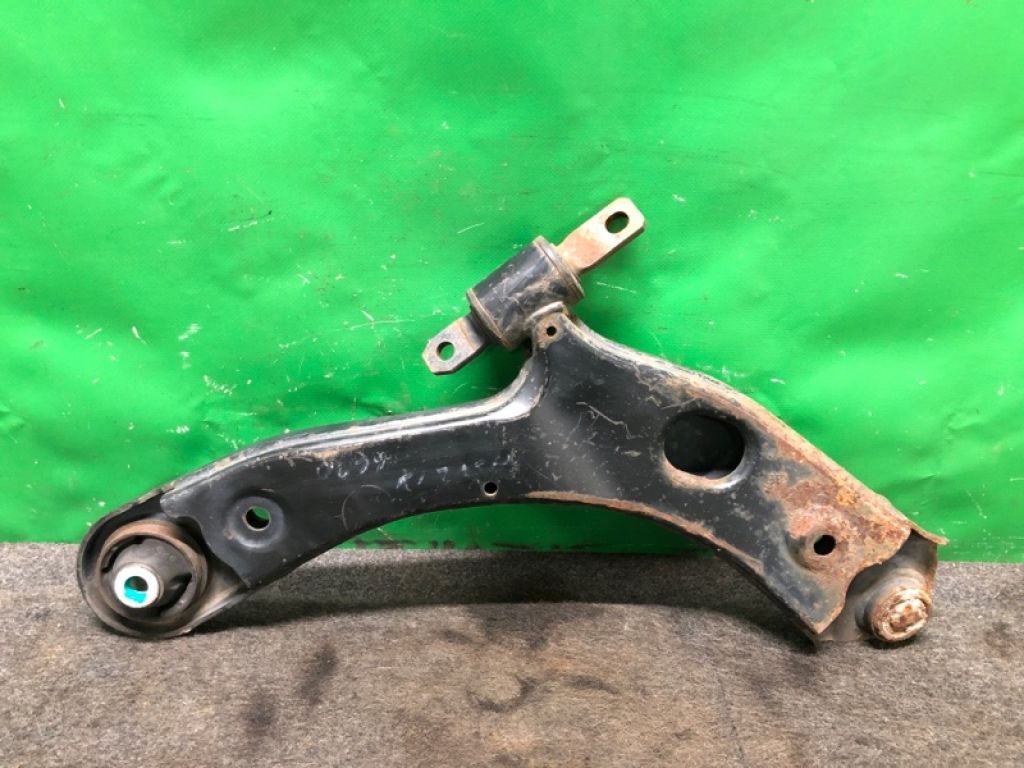 45202-57L01 | Важіль передньої підвіски нижній лів. SUZUKI KIZASHI 09-14 - Фото 2