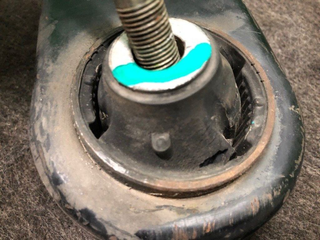 45202-57L01 | Важіль передньої підвіски нижній лів. SUZUKI KIZASHI 09-14 - Фото 3