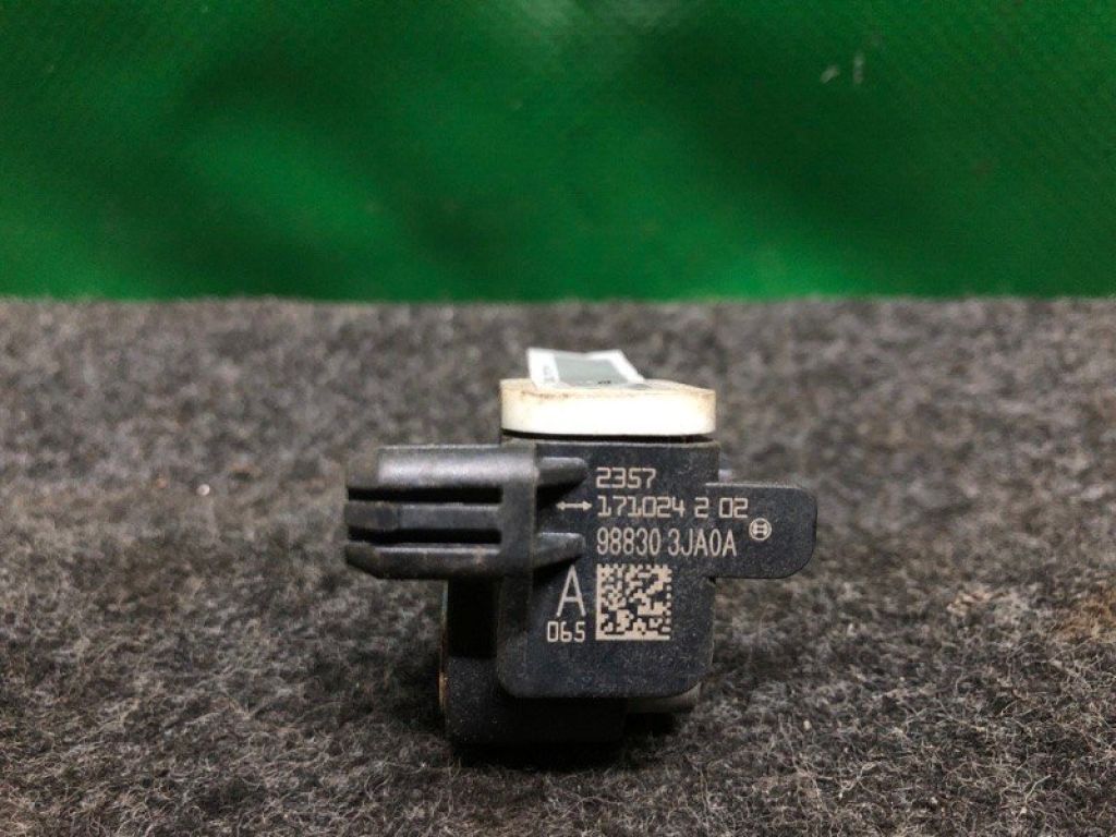 98830-3JA0A | Датчик удара задн. прав. INFINITI Q50 15-20 - Фото 4
