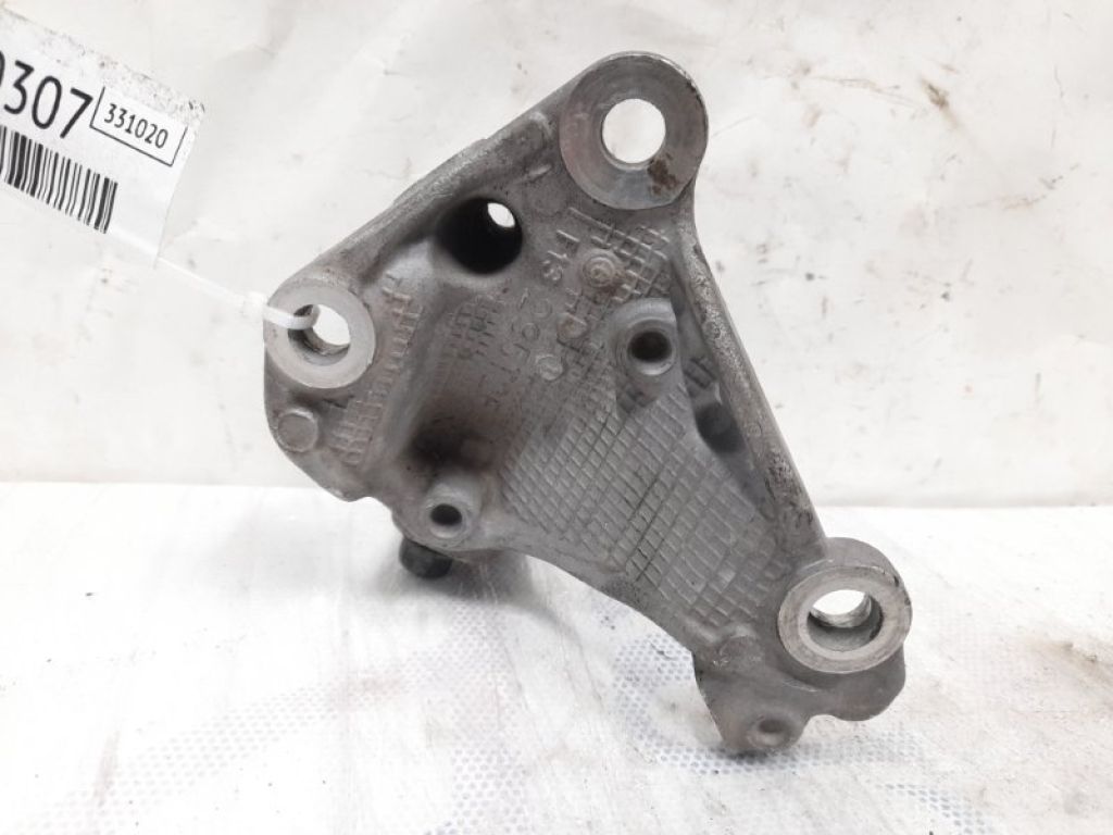 50295-T2F-A01 | Кріплення балки підвіски передн. лів. ACURA TLX 14-17 - Фото 4