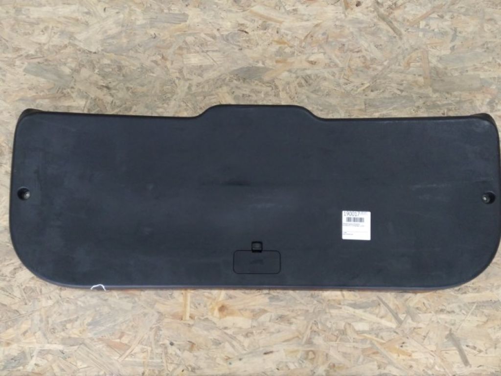 81750-B2000EQ | Обшивка крышки багажника KIA SOUL PS 13-19