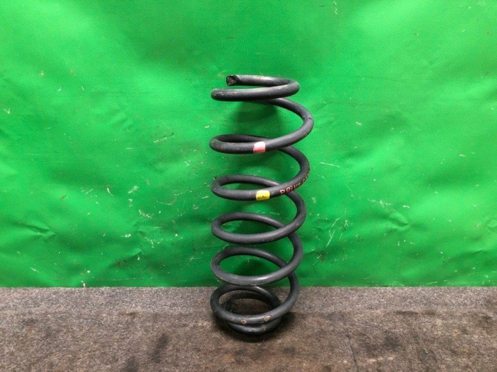 48231-47140 | Пружина задней подвески TOYOTA PRIUS - 30 09-17