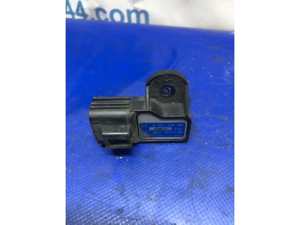 L301-18-211B | Датчик абсолютного давления (MAP sensor) MAZDA 3 BL 09-13 - Фото 3