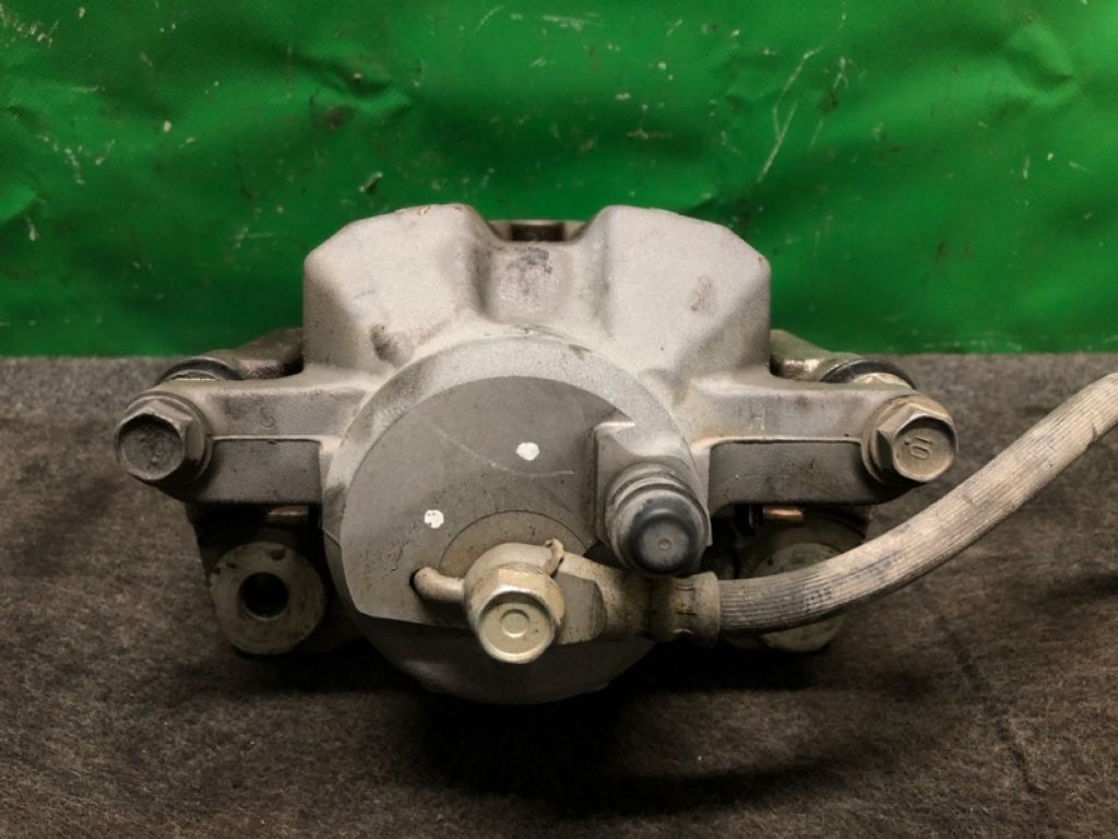 47730-47060 | Суппорт тормозной передн. прав. TOYOTA PRIUS - 30 09-17 - Фото 3