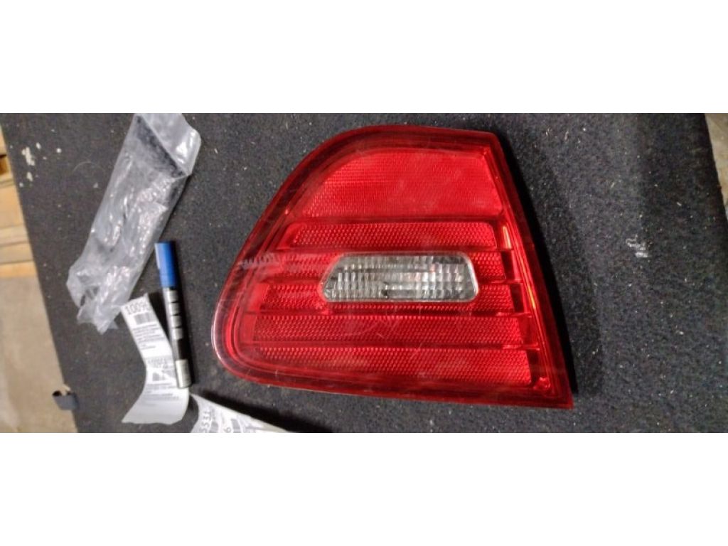 92403-2H000 | Ліхтар внутрішній задн. лів. HYUNDAI ELANTRA HD 06-11
