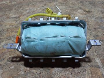 Подушка безопасности пассажира TOYOTA SIENNA 03-10
