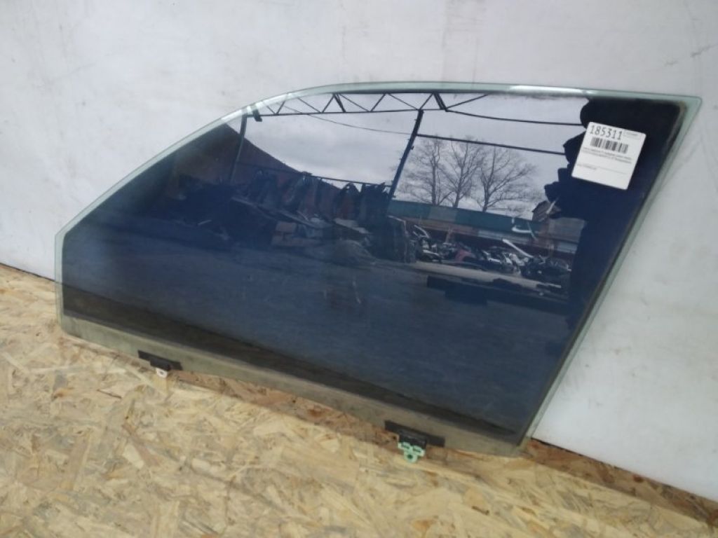 68102-48050 | Стекло двери передн. лев. TOYOTA HIGHLANDER 01-07