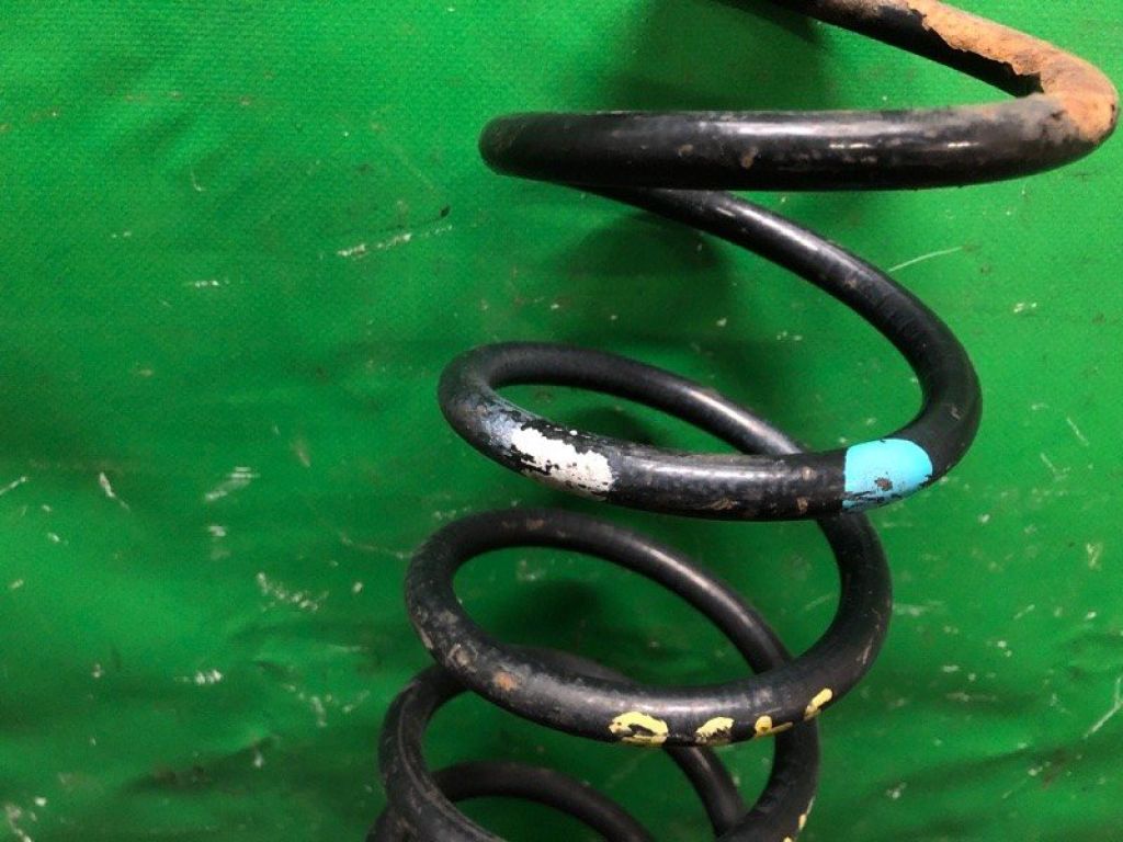 BP4K-28-011B | Пружина задней подвески MAZDA 3 BK 03-08 - Фото 3