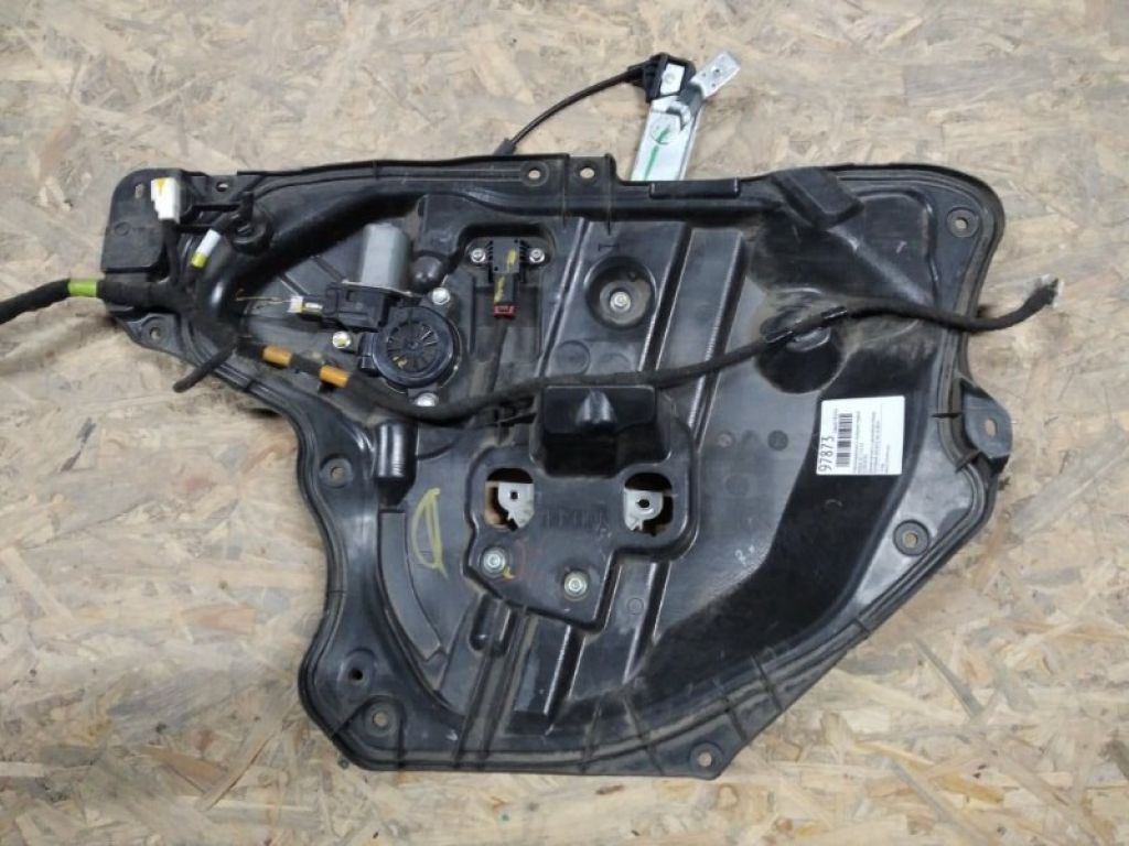 BHN9-58-590A | Склопідйомник передн. прав. MAZDA 3 BM 13-19