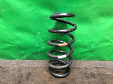 Пружина задньої підвіски LEXUS CT200 11-17