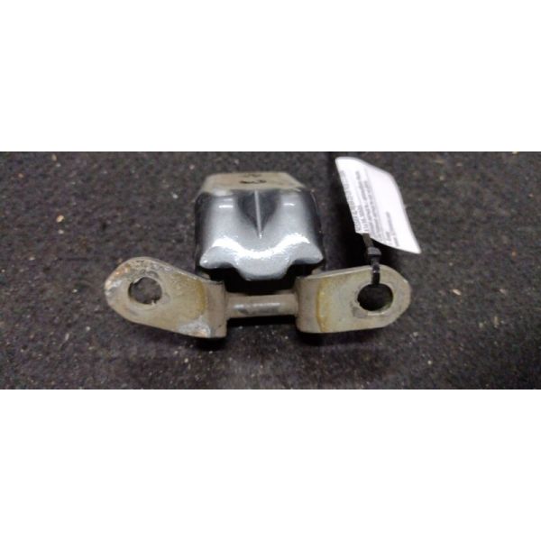 Петля двері нижня задня права NISSAN ALMERA 03-09 82420-2F030 — 5