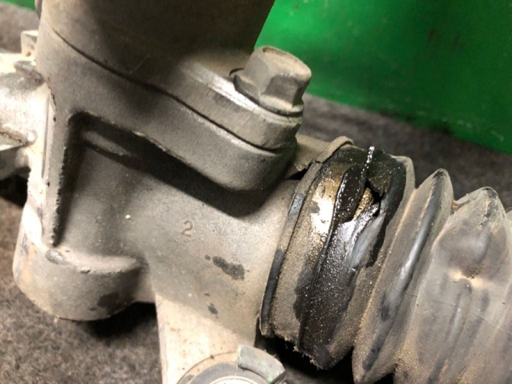 BBM4-32-110A | Рулевая рейка MAZDA 3 BL 09-13 - Фото 4